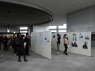 平成25年12月写真パネル展の開催1