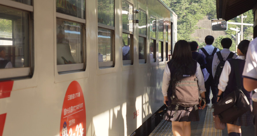 Picture of People who are Using the Sanriku Railway