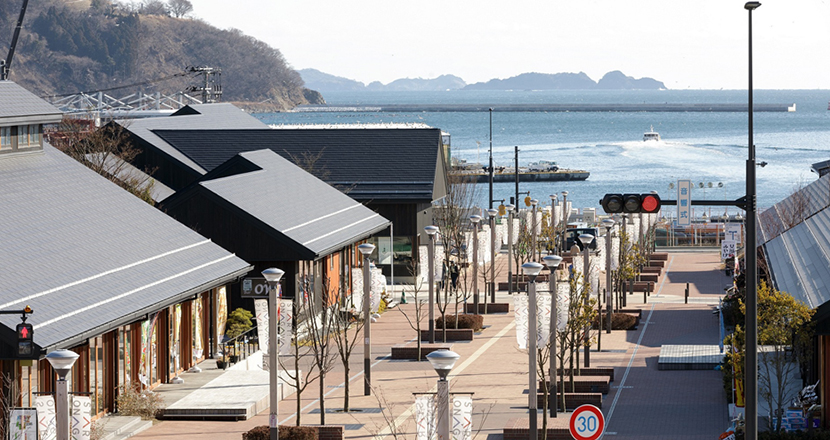 Picture of 'Sea Pal-Pier Onagawa' and Onagawa Bay from the observation deck of Onagawa station
