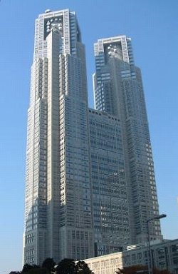 現在の新宿庁舎の画像