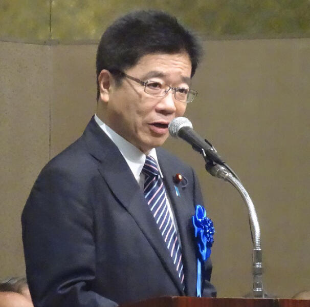 平成28年9月17日（土）挨拶をする加藤拉致問題担当大臣