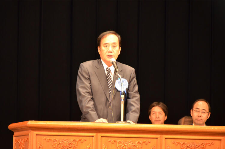 平成25年9月16日（月・祝）挨拶をする上田会長（埼玉県知事）
