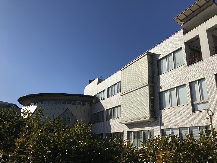r1_02.jpg