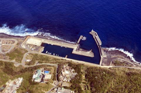 湯の浜漁港