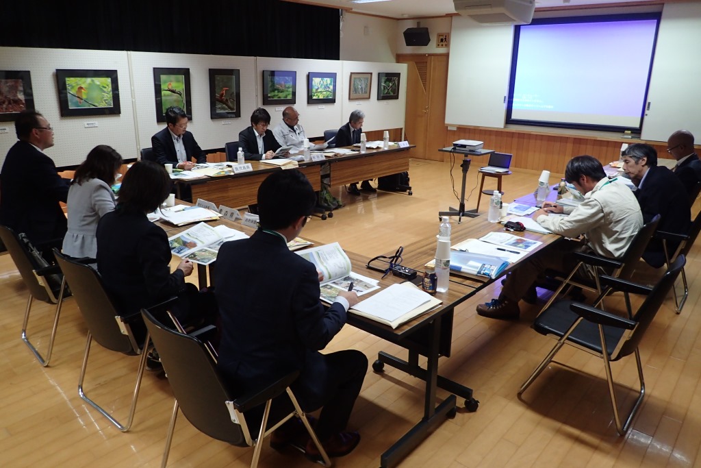 topics_161109.jpg