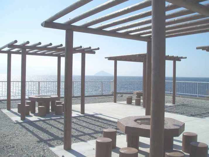 差木地みなとまち広場バーベキュー施設