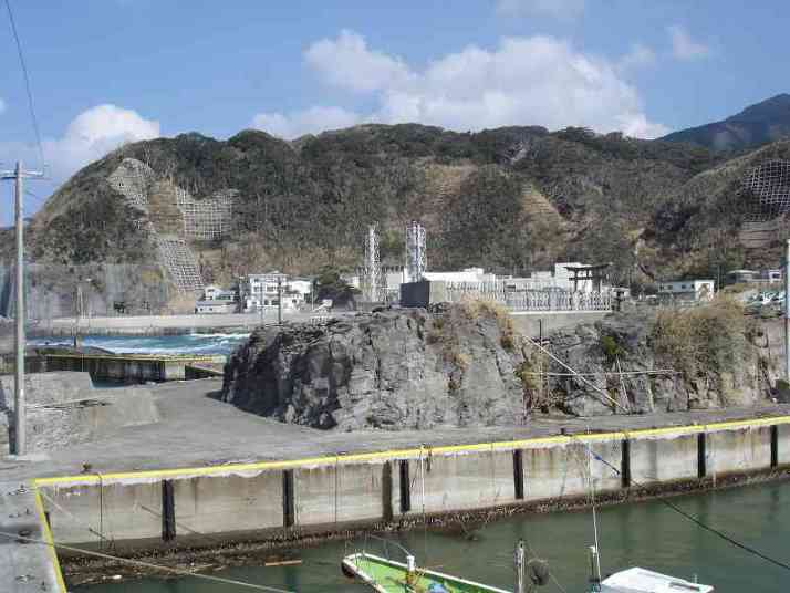 神津島港３